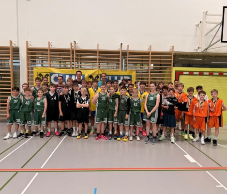 Foto: Basketball Schulmeisterschaft - Manschaften