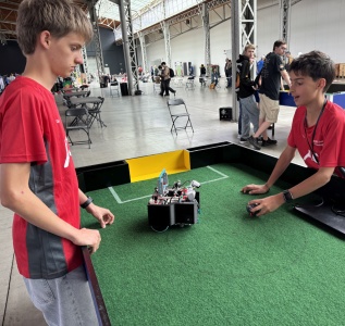 Foto: Collage RoboCup Junior Wien 2026