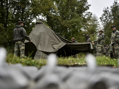 Foto: 8S und 8N am TÜPL Allentsteig