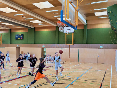 Foto: Basketball-Schulmeisterschaft d. M&auml;dchen