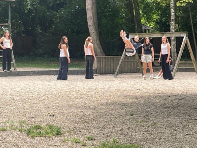Foto: Religionsgruppe im Hammerpark